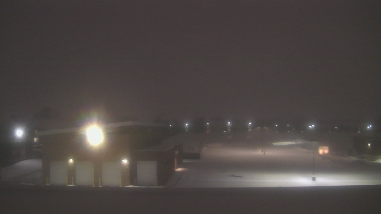 Thumbnail for current weather camera view from Marquardt MS in Glendale Heights, Illinois