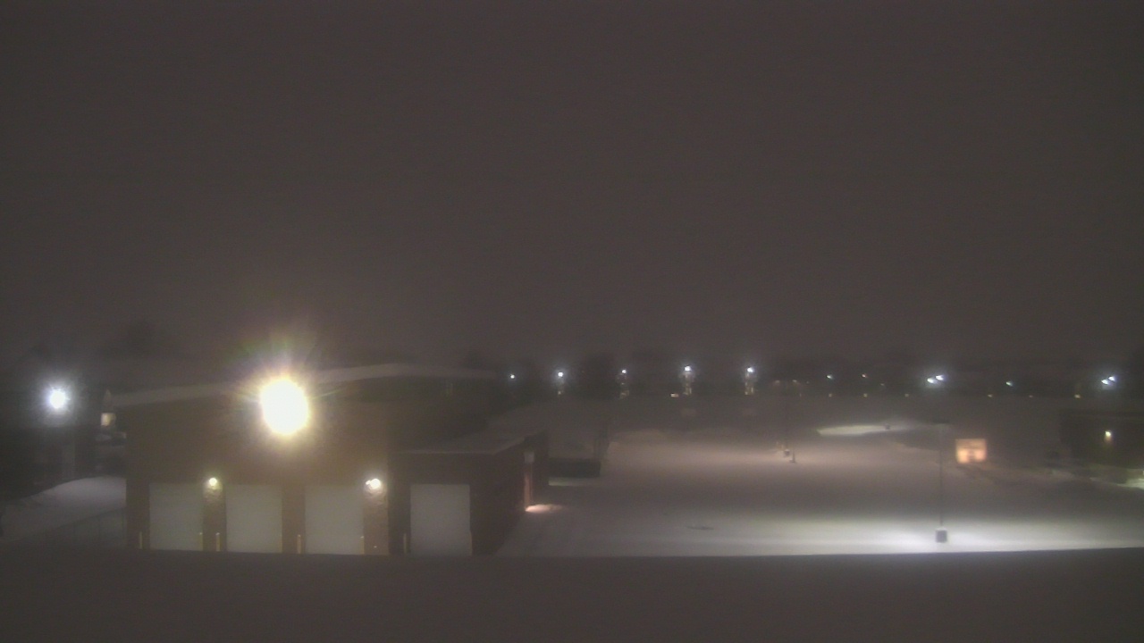 Thumbnail for current weather camera view from Marquardt MS in Glendale Heights, Illinois