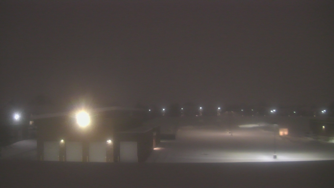 Thumbnail for current weather camera view from Marquardt MS in Glendale Heights, Illinois