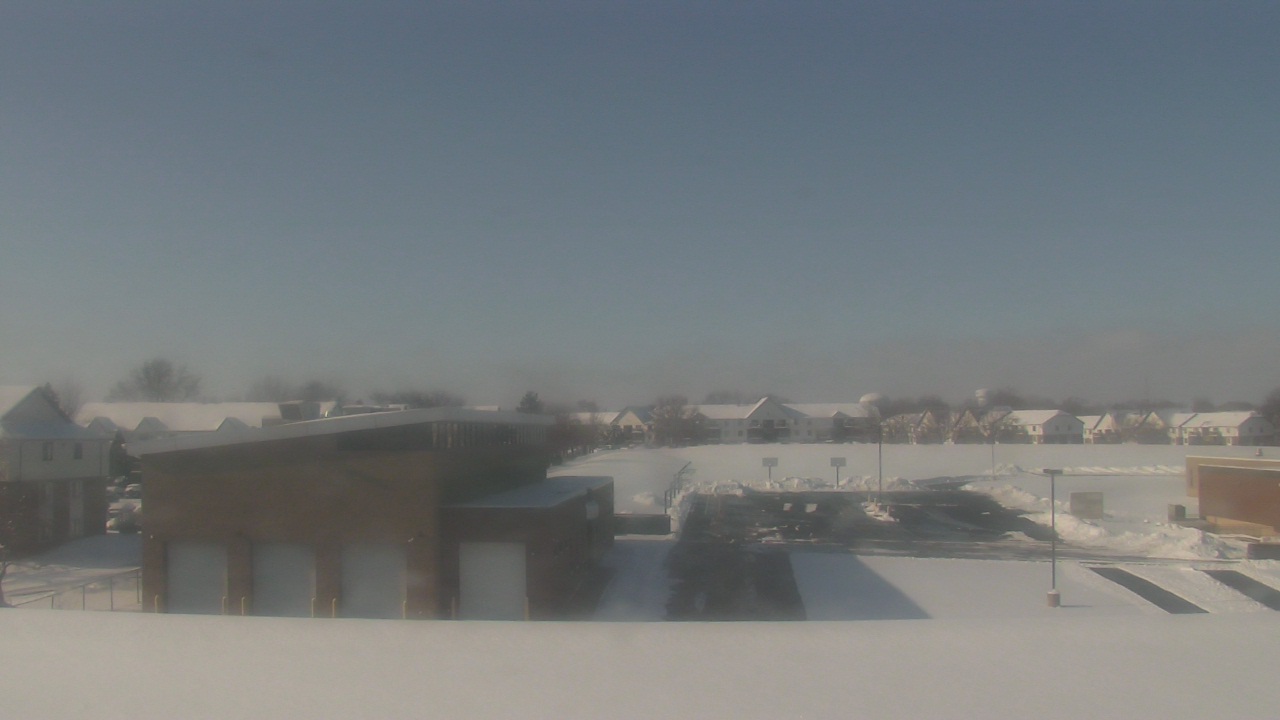Thumbnail for current weather camera view from Marquardt MS in Glendale Heights, Illinois
