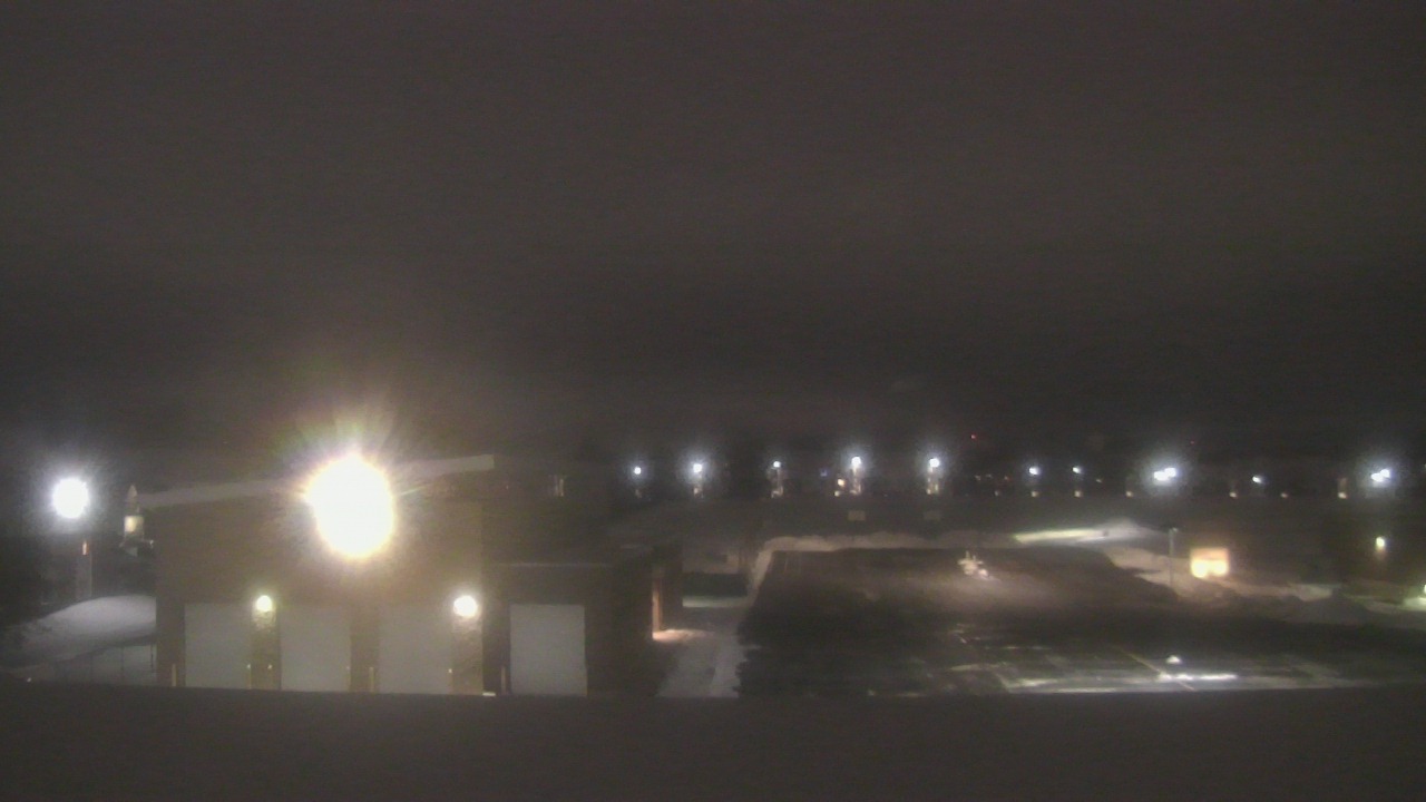 Thumbnail for current weather camera view from Marquardt MS in Glendale Heights, Illinois