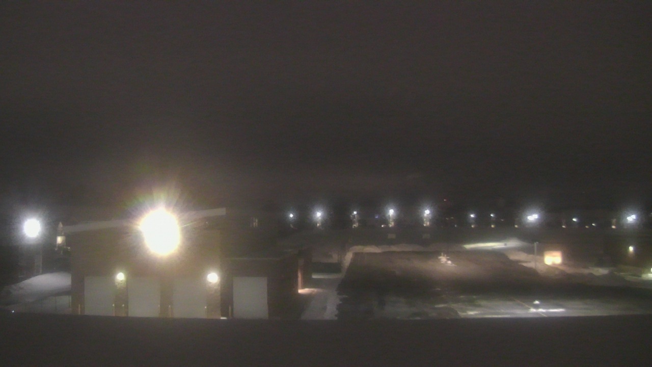 Thumbnail for current weather camera view from Marquardt MS in Glendale Heights, Illinois