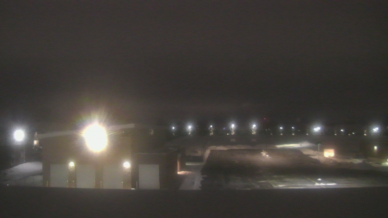 Thumbnail for current weather camera view from Marquardt MS in Glendale Heights, Illinois