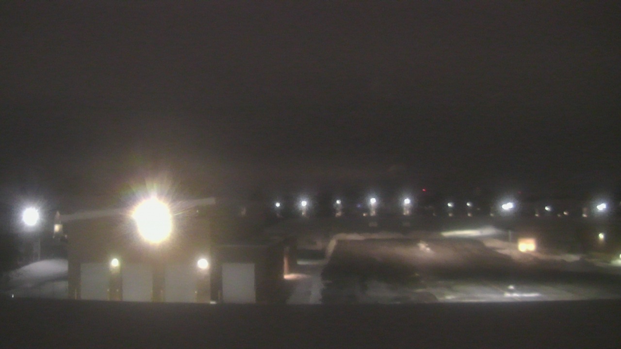 Thumbnail for current weather camera view from Marquardt MS in Glendale Heights, Illinois