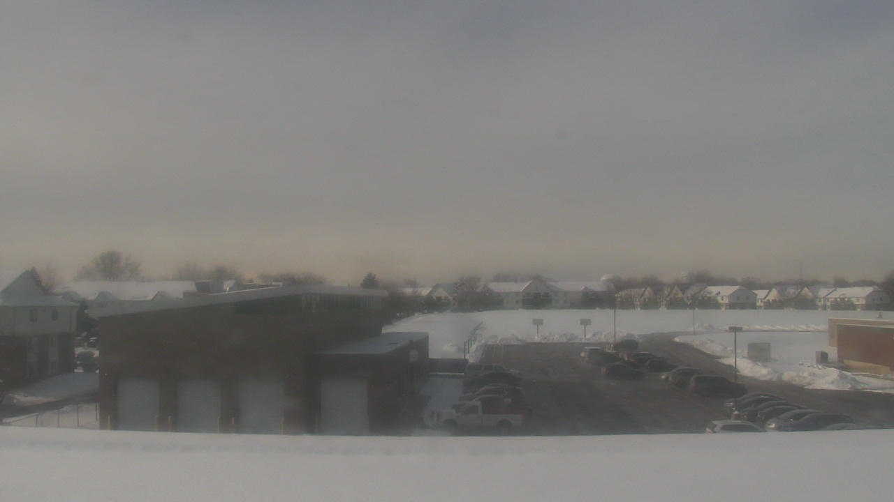 Thumbnail for current weather camera view from Marquardt MS in Glendale Heights, Illinois