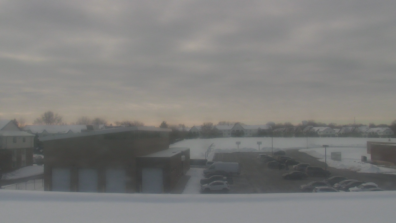 Thumbnail for current weather camera view from Marquardt MS in Glendale Heights, Illinois