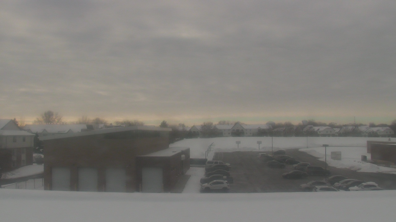 Thumbnail for current weather camera view from Marquardt MS in Glendale Heights, Illinois