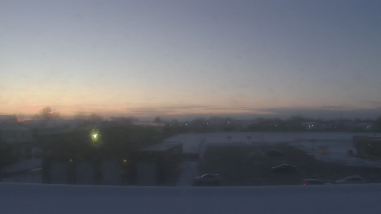 Thumbnail for current weather camera view from Marquardt MS in Glendale Heights, Illinois