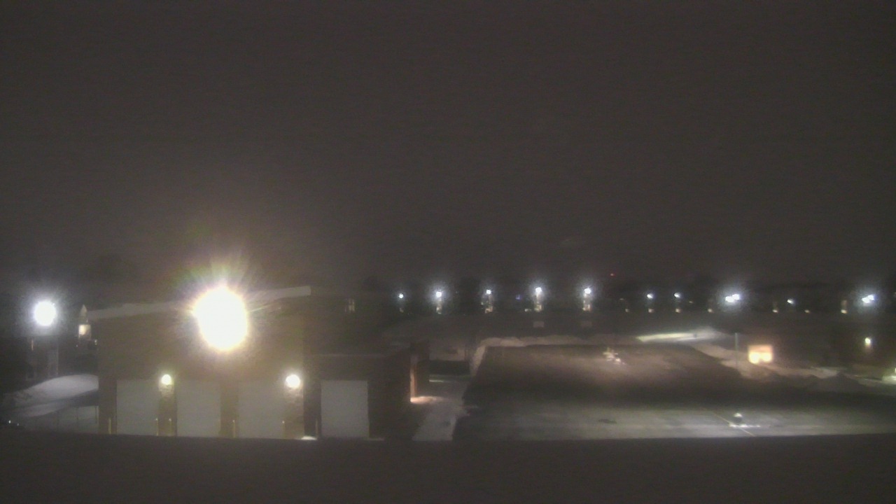 Thumbnail for current weather camera view from Marquardt MS in Glendale Heights, Illinois