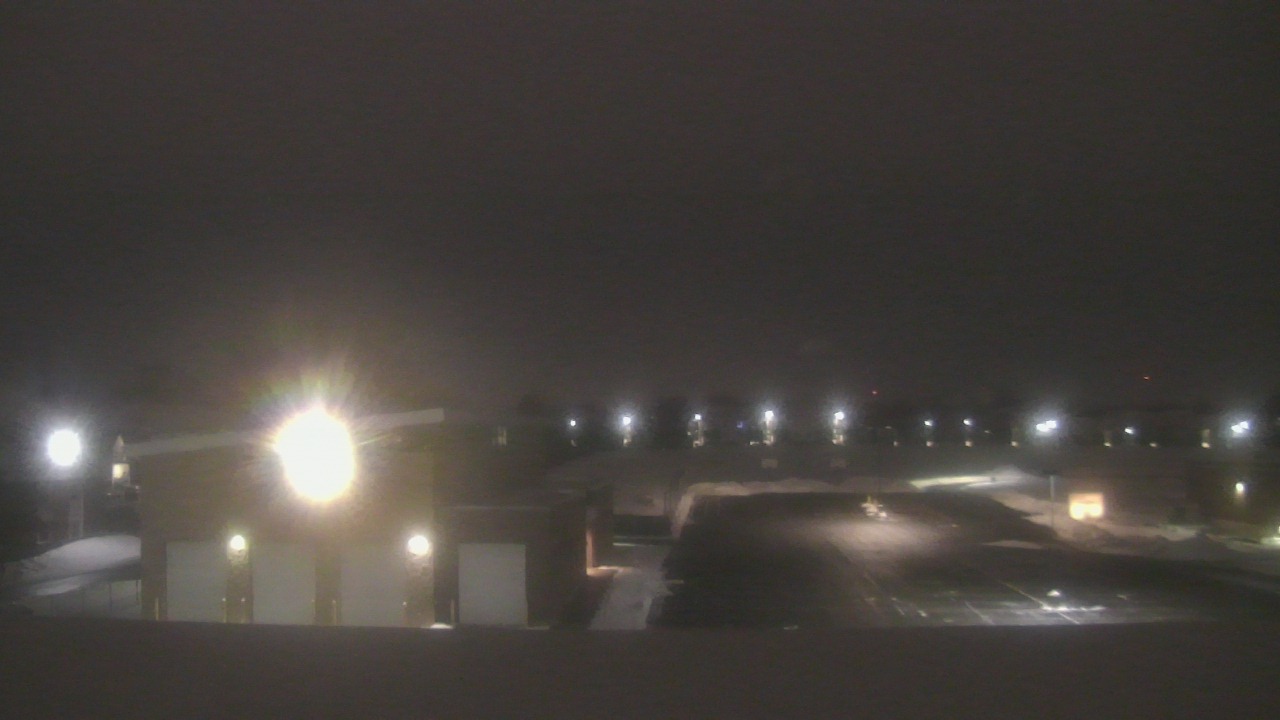 Thumbnail for current weather camera view from Marquardt MS in Glendale Heights, Illinois