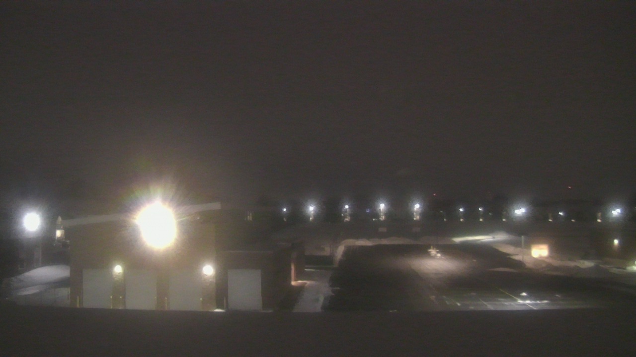 Thumbnail for current weather camera view from Marquardt MS in Glendale Heights, Illinois
