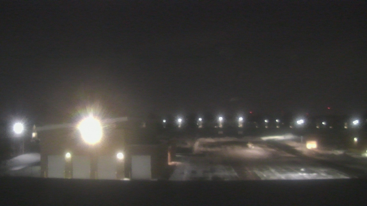 Thumbnail for current weather camera view from Marquardt MS in Glendale Heights, Illinois