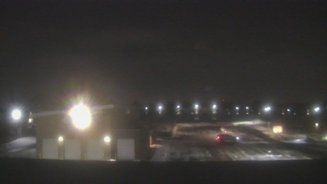 Thumbnail for current weather camera view from Marquardt MS in Glendale Heights, Illinois