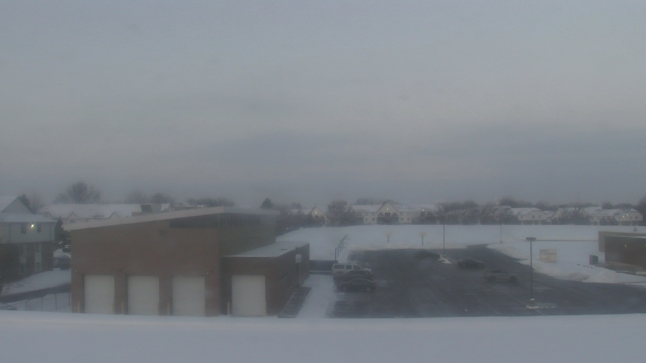Thumbnail for current weather camera view from Marquardt MS in Glendale Heights, Illinois