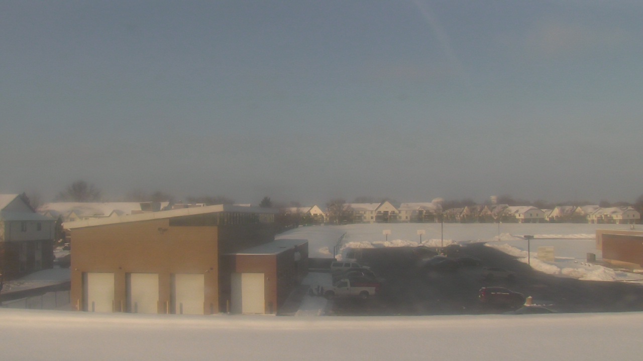 Thumbnail for current weather camera view from Marquardt MS in Glendale Heights, Illinois