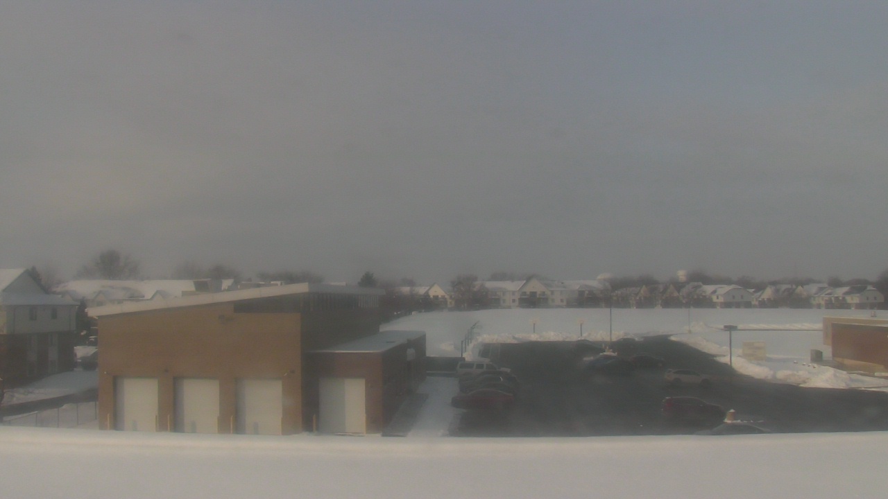 Thumbnail for current weather camera view from Marquardt MS in Glendale Heights, Illinois