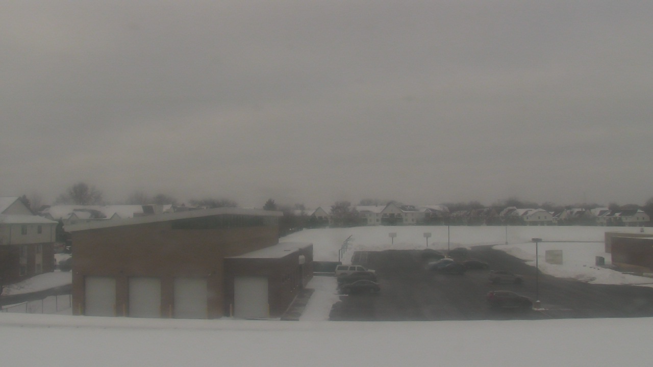 Thumbnail for current weather camera view from Marquardt MS in Glendale Heights, Illinois