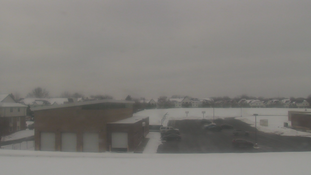 Thumbnail for current weather camera view from Marquardt MS in Glendale Heights, Illinois