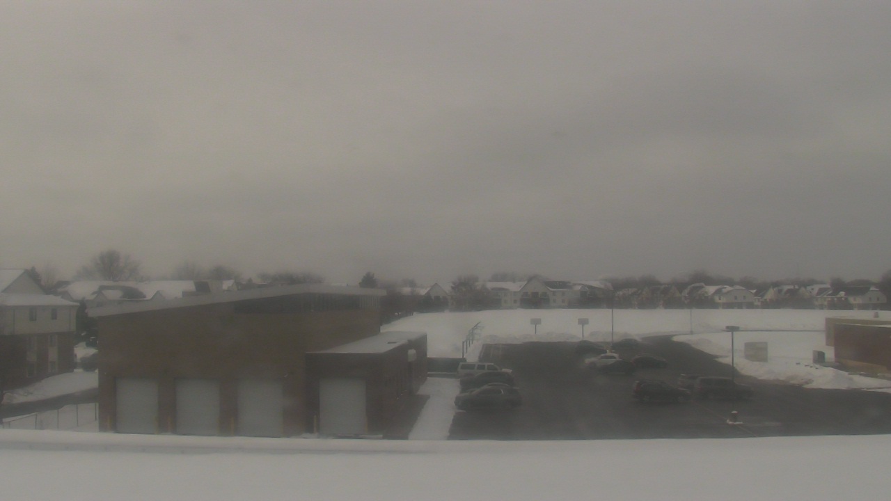 Thumbnail for current weather camera view from Marquardt MS in Glendale Heights, Illinois