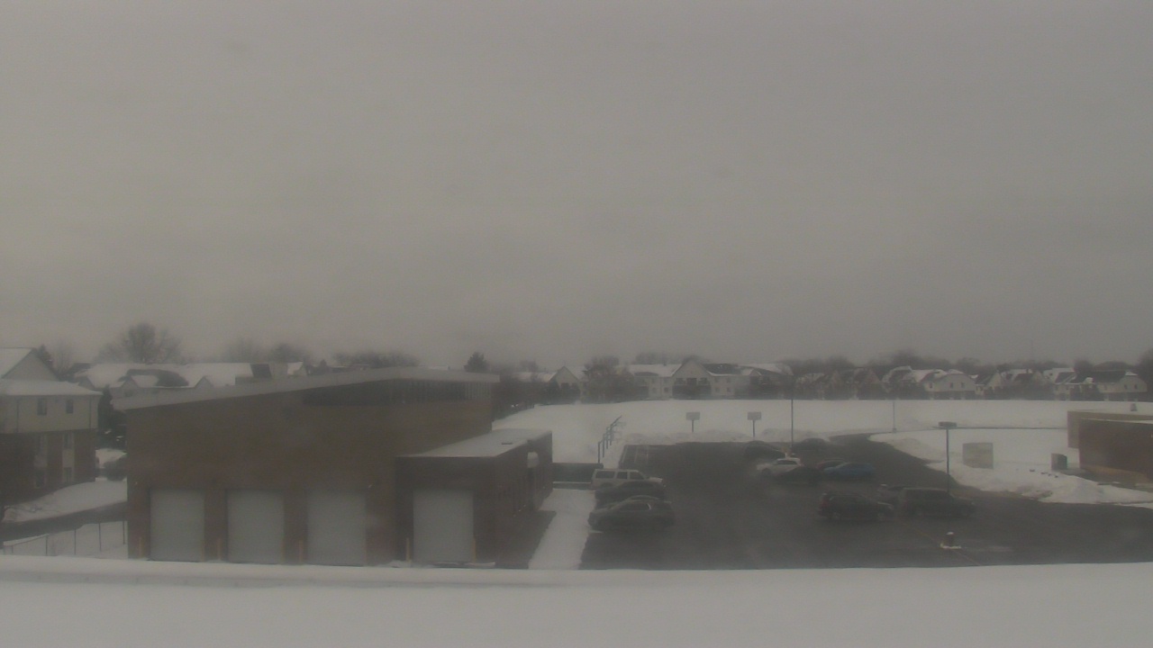 Thumbnail for current weather camera view from Marquardt MS in Glendale Heights, Illinois