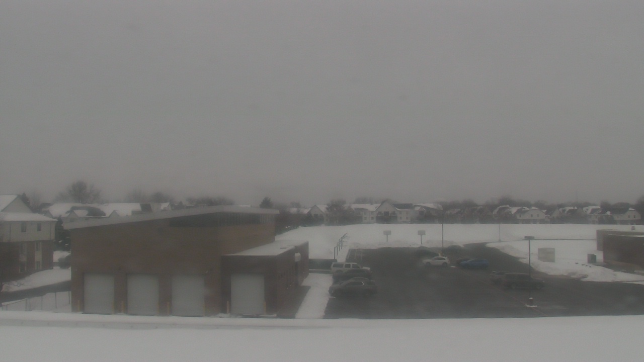 Thumbnail for current weather camera view from Marquardt MS in Glendale Heights, Illinois