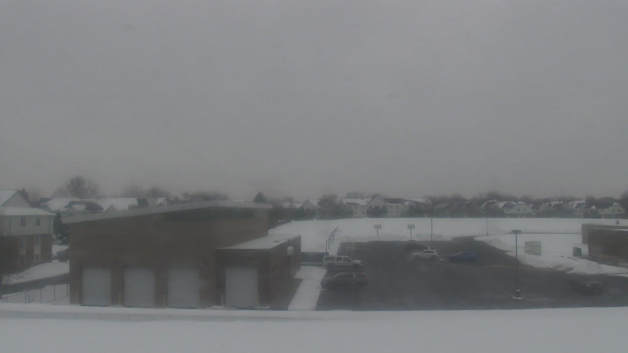 Thumbnail for current weather camera view from Marquardt MS in Glendale Heights, Illinois