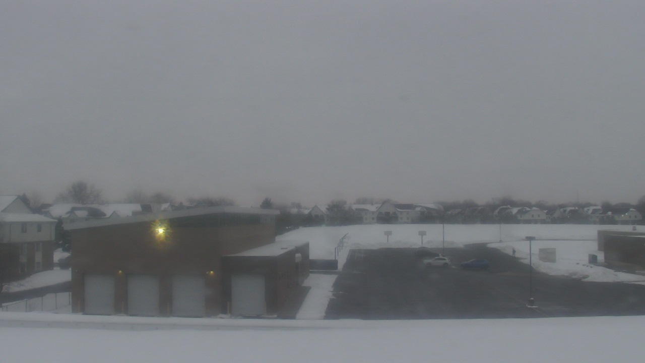 Thumbnail for current weather camera view from Marquardt MS in Glendale Heights, Illinois