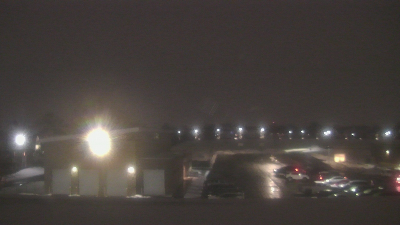 Thumbnail for current weather camera view from Marquardt MS in Glendale Heights, Illinois