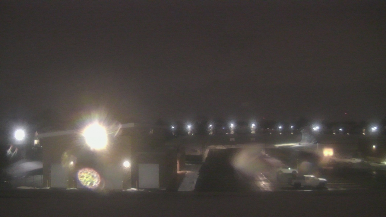 Thumbnail for current weather camera view from Marquardt MS in Glendale Heights, Illinois