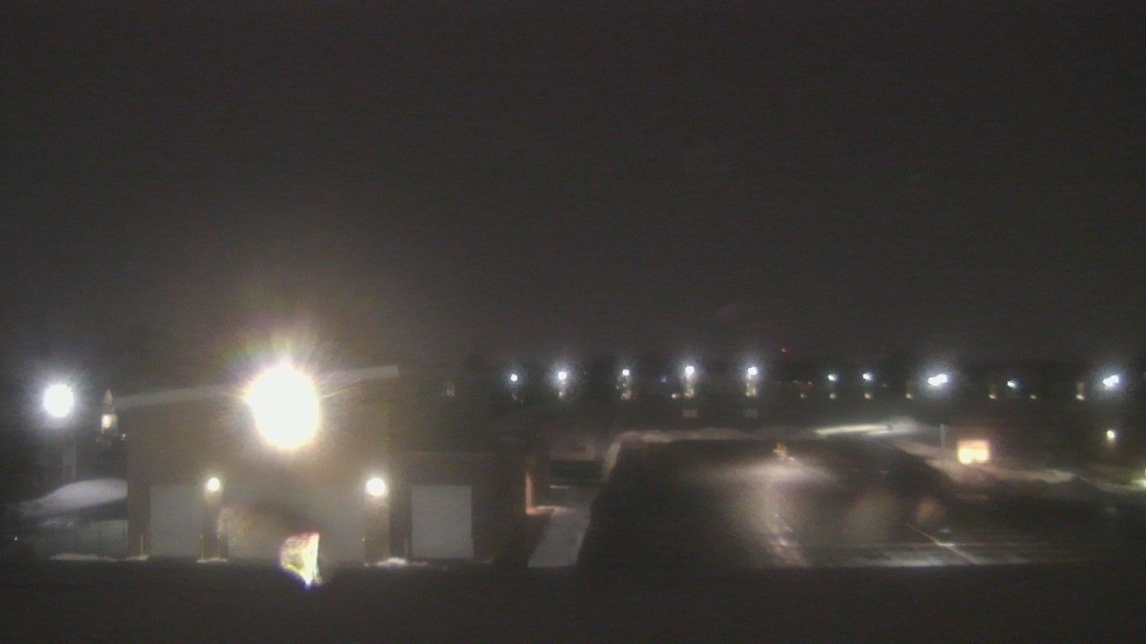 Thumbnail for current weather camera view from Marquardt MS in Glendale Heights, Illinois