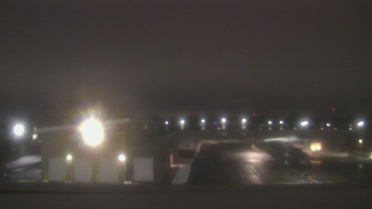 Thumbnail for current weather camera view from Marquardt MS in Glendale Heights, Illinois