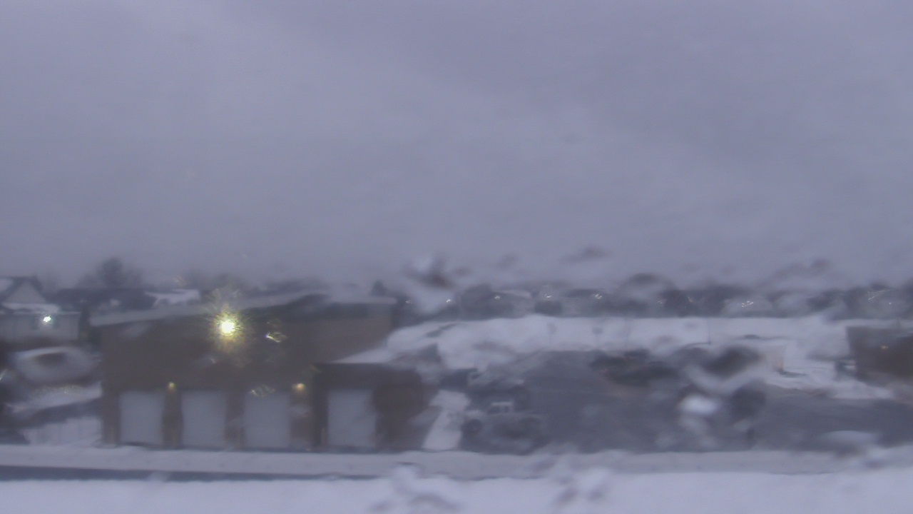 Thumbnail for current weather camera view from Marquardt MS in Glendale Heights, Illinois