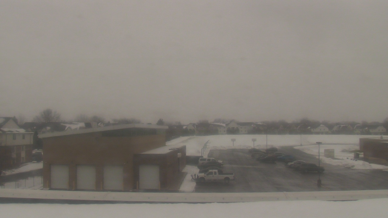 Thumbnail for current weather camera view from Marquardt MS in Glendale Heights, Illinois