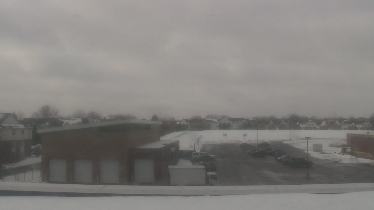 Thumbnail for current weather camera view from Marquardt MS in Glendale Heights, Illinois