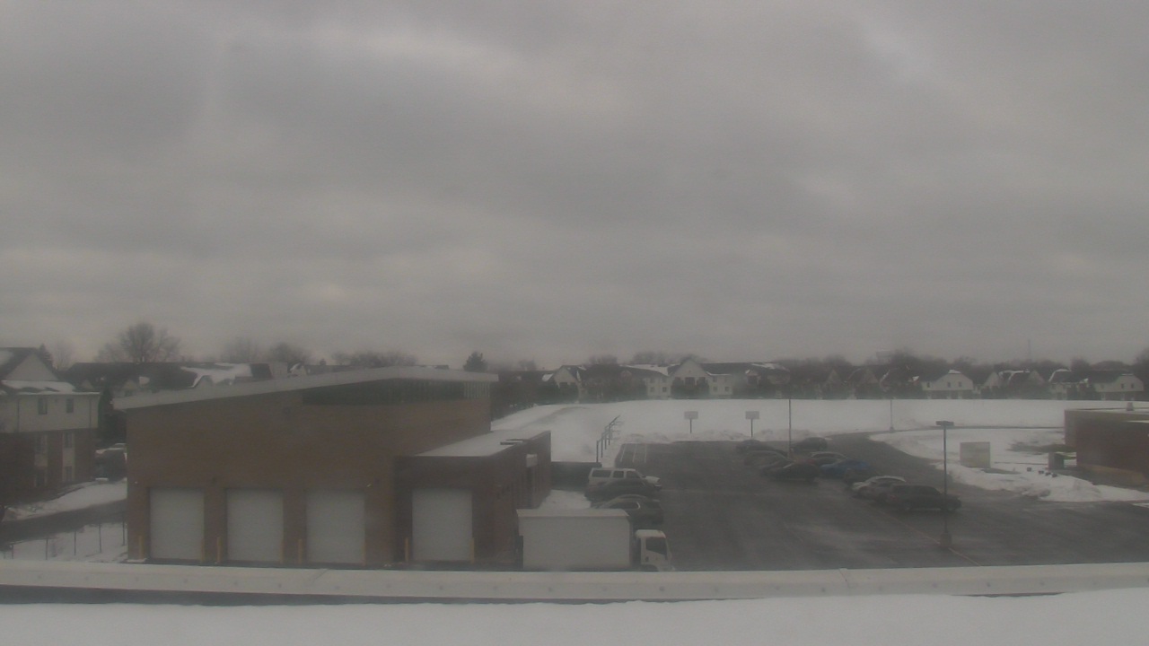 Thumbnail for current weather camera view from Marquardt MS in Glendale Heights, Illinois