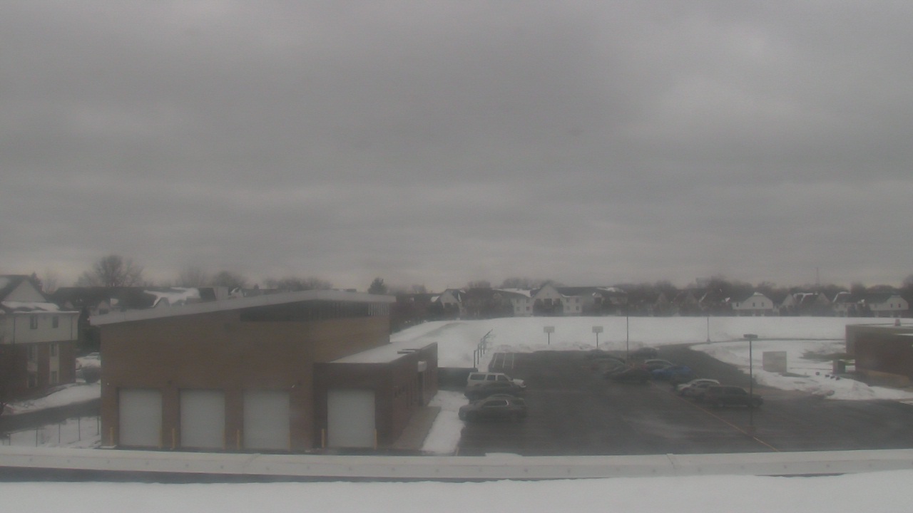 Thumbnail for current weather camera view from Marquardt MS in Glendale Heights, Illinois
