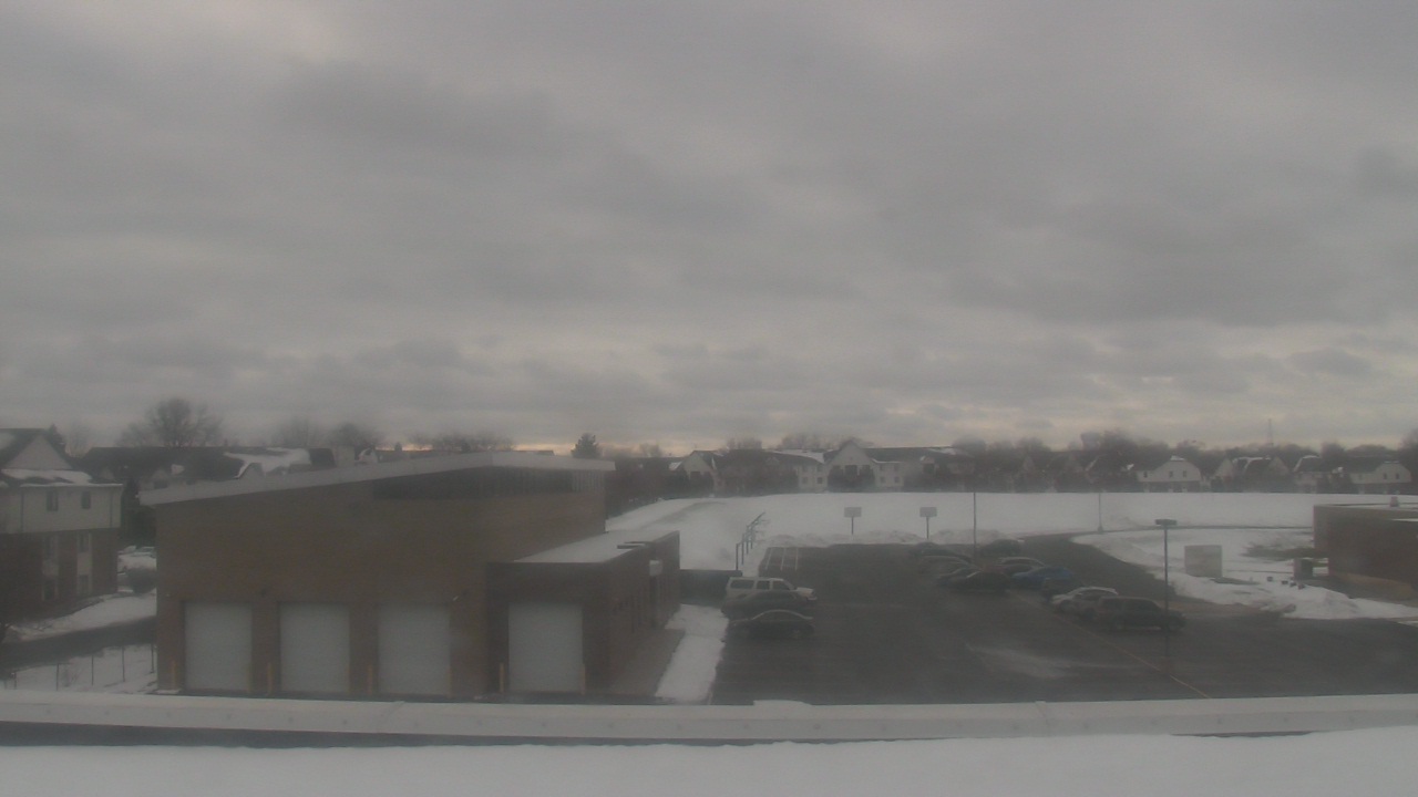 Thumbnail for current weather camera view from Marquardt MS in Glendale Heights, Illinois