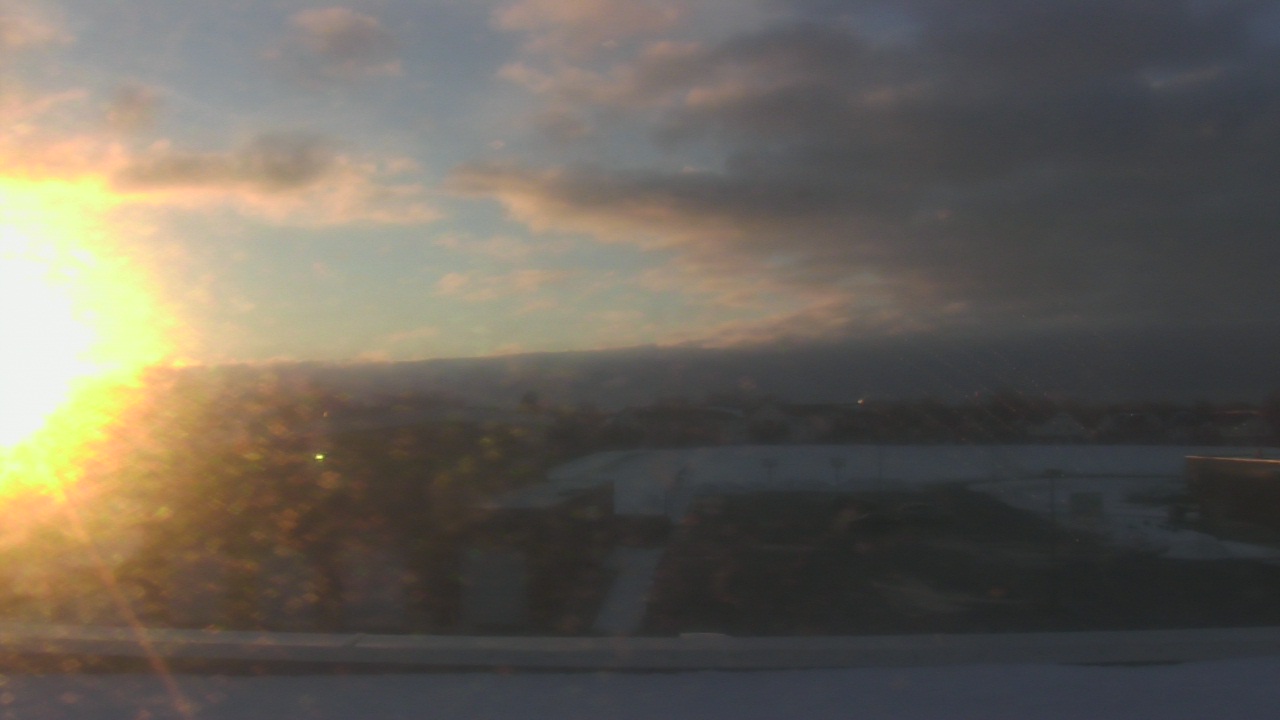 Thumbnail for current weather camera view from Marquardt MS in Glendale Heights, Illinois