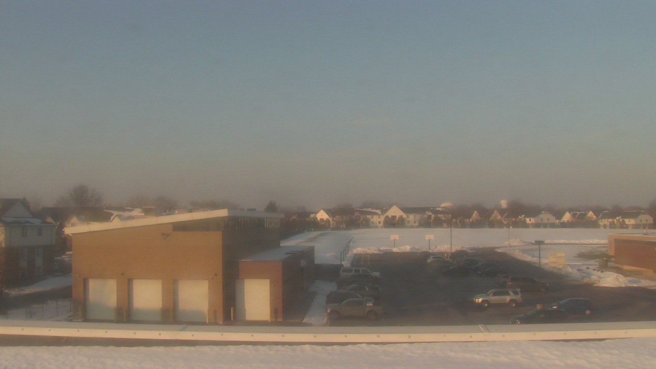Thumbnail for current weather camera view from Marquardt MS in Glendale Heights, Illinois