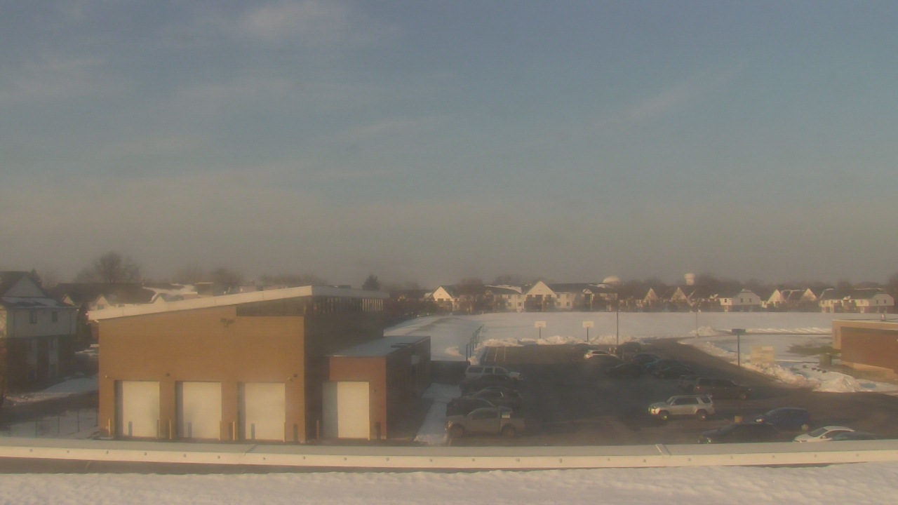 Thumbnail for current weather camera view from Marquardt MS in Glendale Heights, Illinois