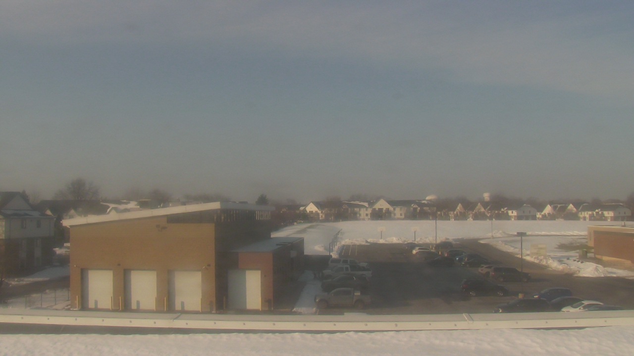 Thumbnail for current weather camera view from Marquardt MS in Glendale Heights, Illinois