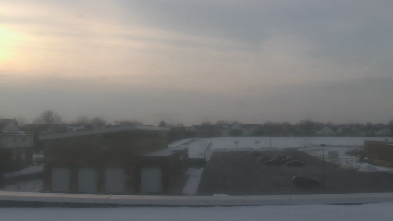 Thumbnail for current weather camera view from Marquardt MS in Glendale Heights, Illinois