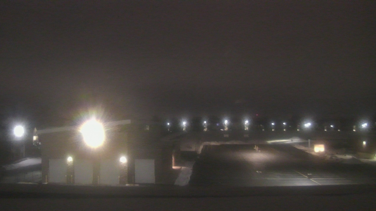 Thumbnail for current weather camera view from Marquardt MS in Glendale Heights, Illinois