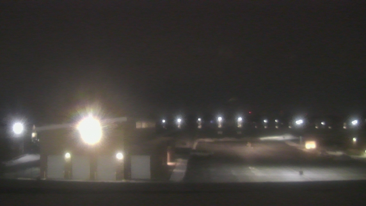 Thumbnail for current weather camera view from Marquardt MS in Glendale Heights, Illinois