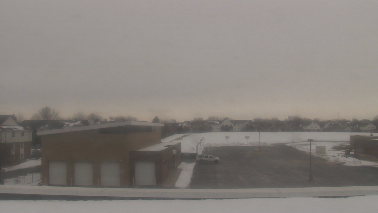 Thumbnail for current weather camera view from Marquardt MS in Glendale Heights, Illinois