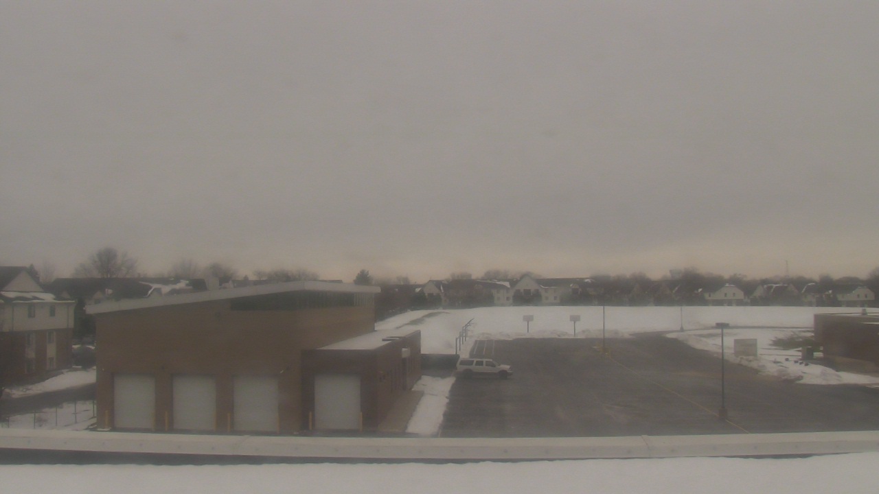 Thumbnail for current weather camera view from Marquardt MS in Glendale Heights, Illinois