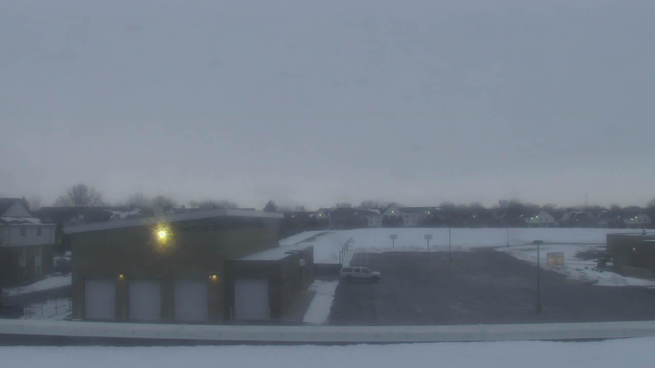 Thumbnail for current weather camera view from Marquardt MS in Glendale Heights, Illinois