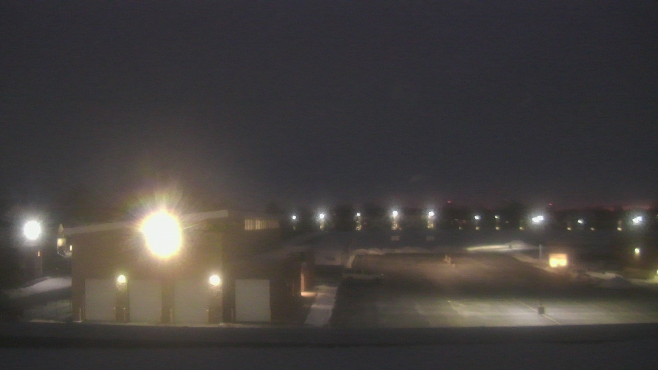 Thumbnail for current weather camera view from Marquardt MS in Glendale Heights, Illinois