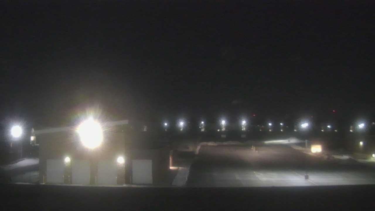 Thumbnail for current weather camera view from Marquardt MS in Glendale Heights, Illinois