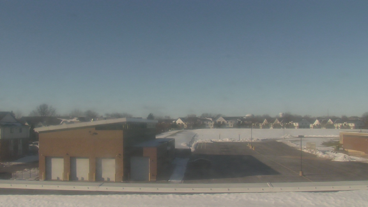 Thumbnail for current weather camera view from Marquardt MS in Glendale Heights, Illinois